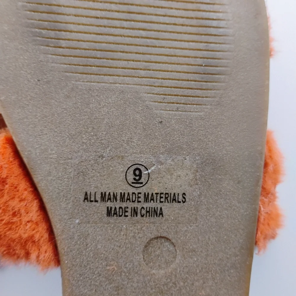 Liliana Mandy Orange Faux Fur Sandals Size 9 Visible Wear